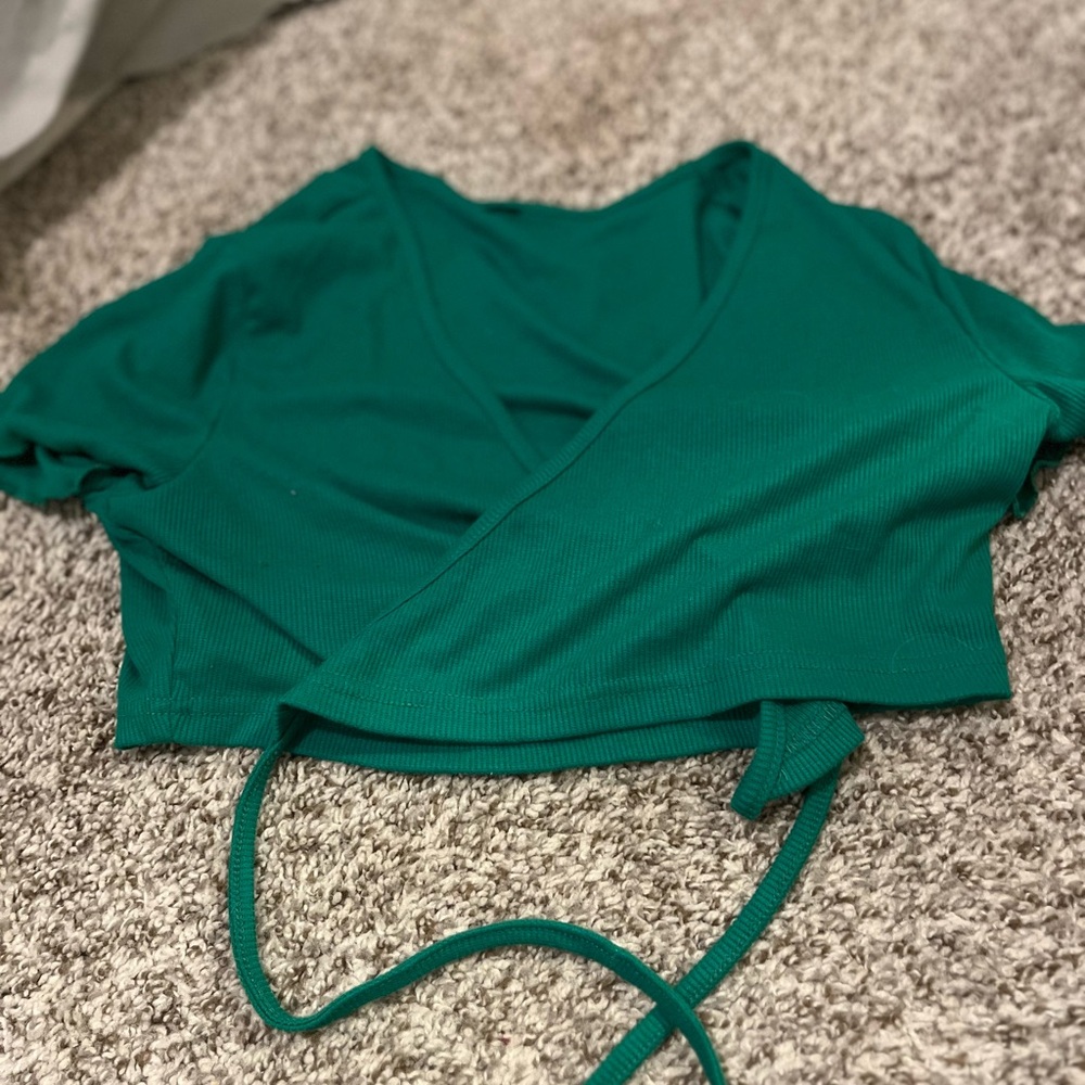 Green blue top